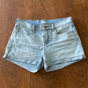 Old Navy light wash denim shorts size 8